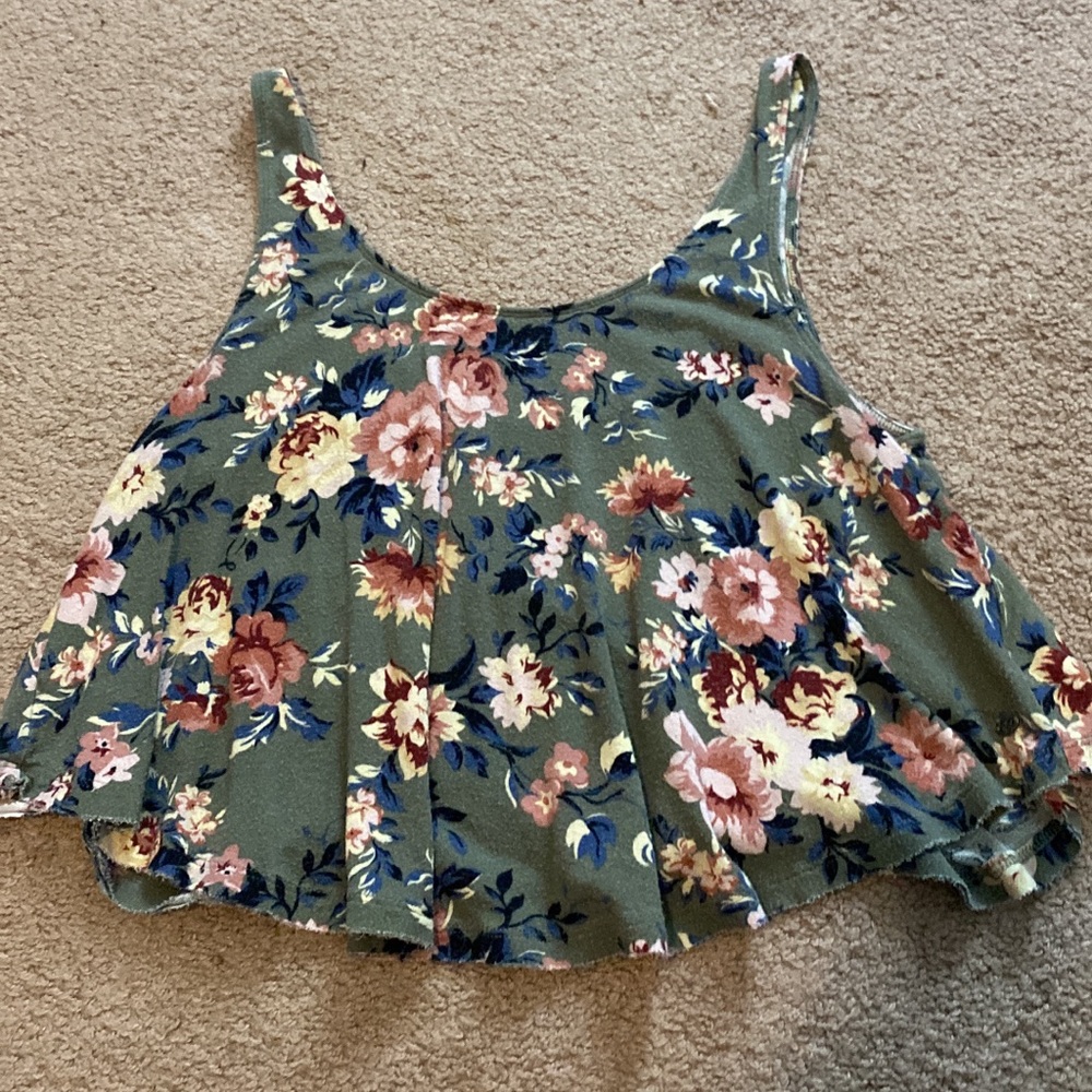 American Eagle tank size S